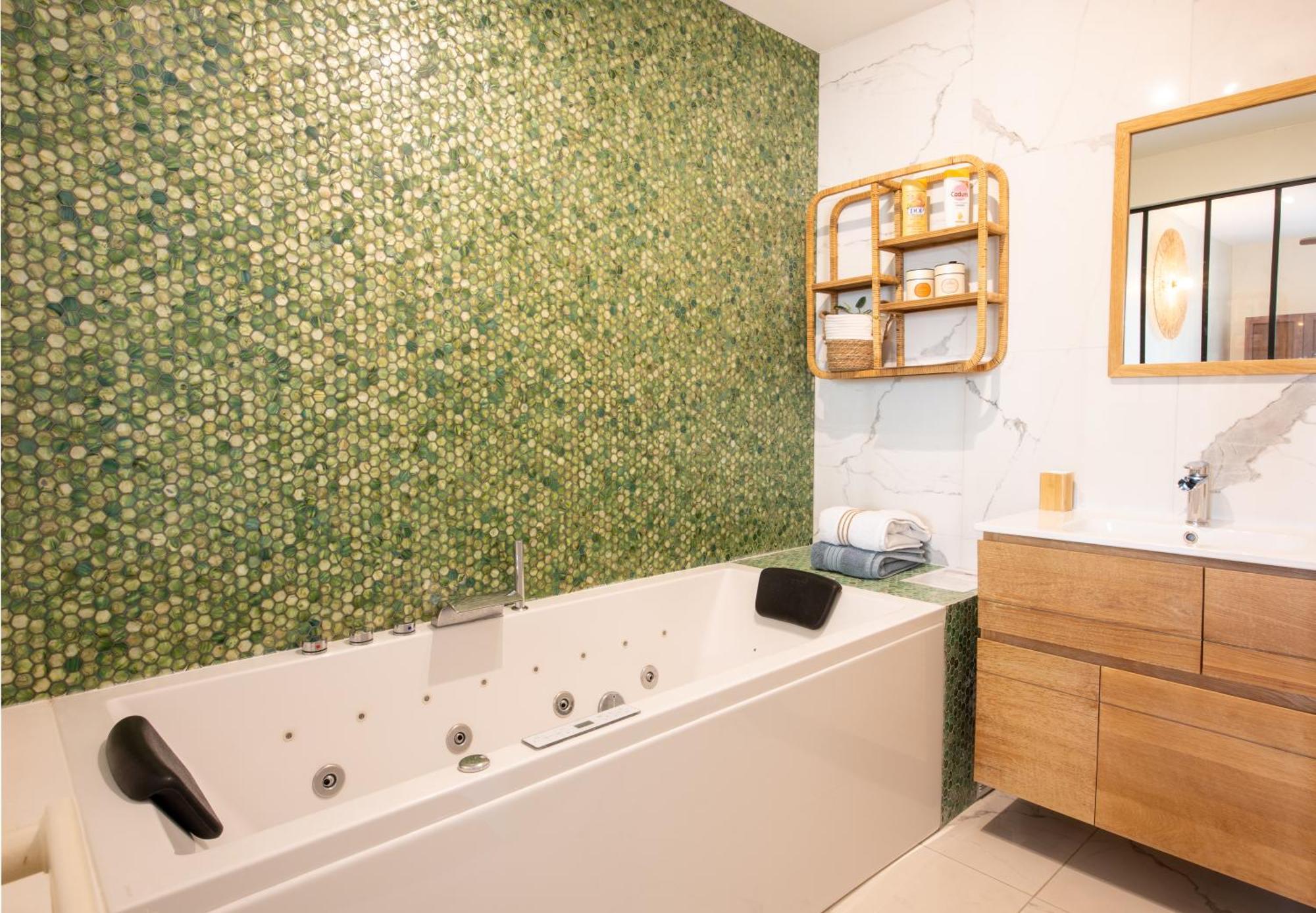 Lyon Premium - Luxezen Spa Villeurbanne Exteriér fotografie